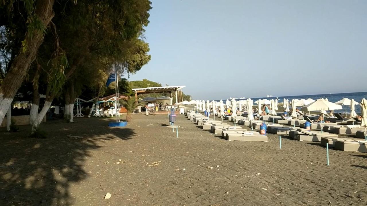 Fantastic 1 Bed Apartment By The Sea Opposite 4 Seasons Limassol Ngoại thất bức ảnh