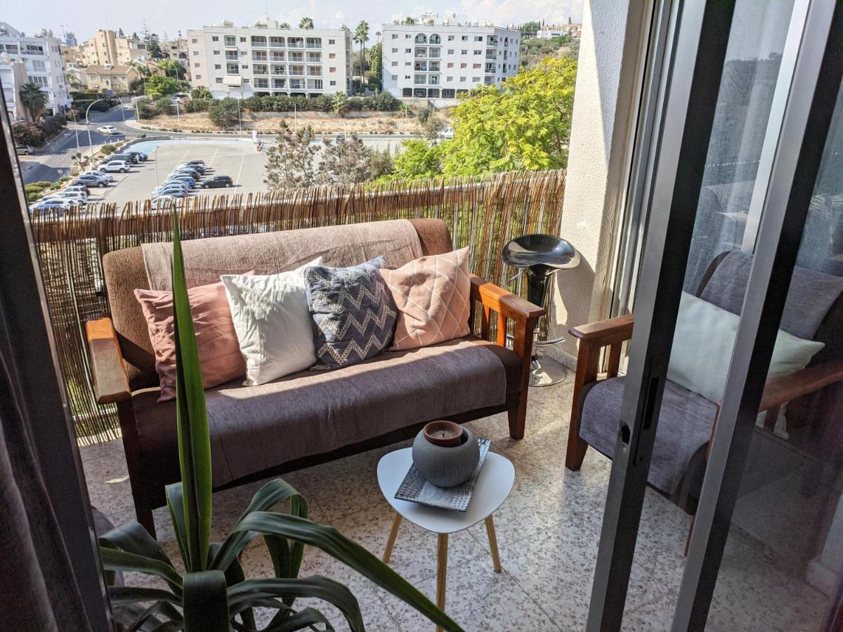 Fantastic 1 Bed Apartment By The Sea Opposite 4 Seasons Limassol Ngoại thất bức ảnh