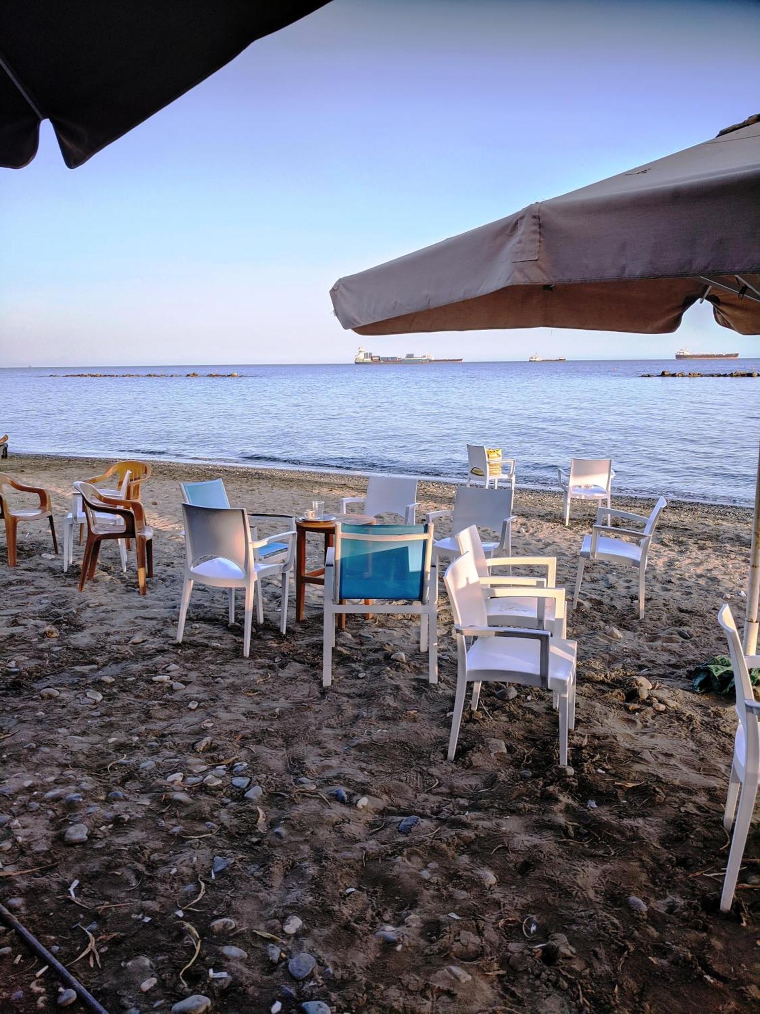 Fantastic 1 Bed Apartment By The Sea Opposite 4 Seasons Limassol Ngoại thất bức ảnh