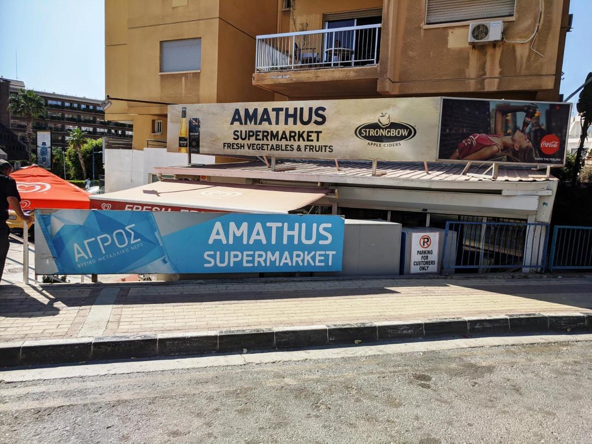 Fantastic 1 Bed Apartment By The Sea Opposite 4 Seasons Limassol Ngoại thất bức ảnh
